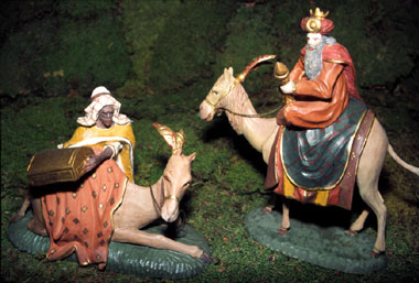 König mit Diener